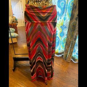 Veronicam Size M maxi skirt